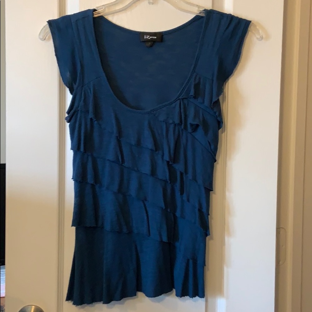 Women’s Medium Ruffle Blouse